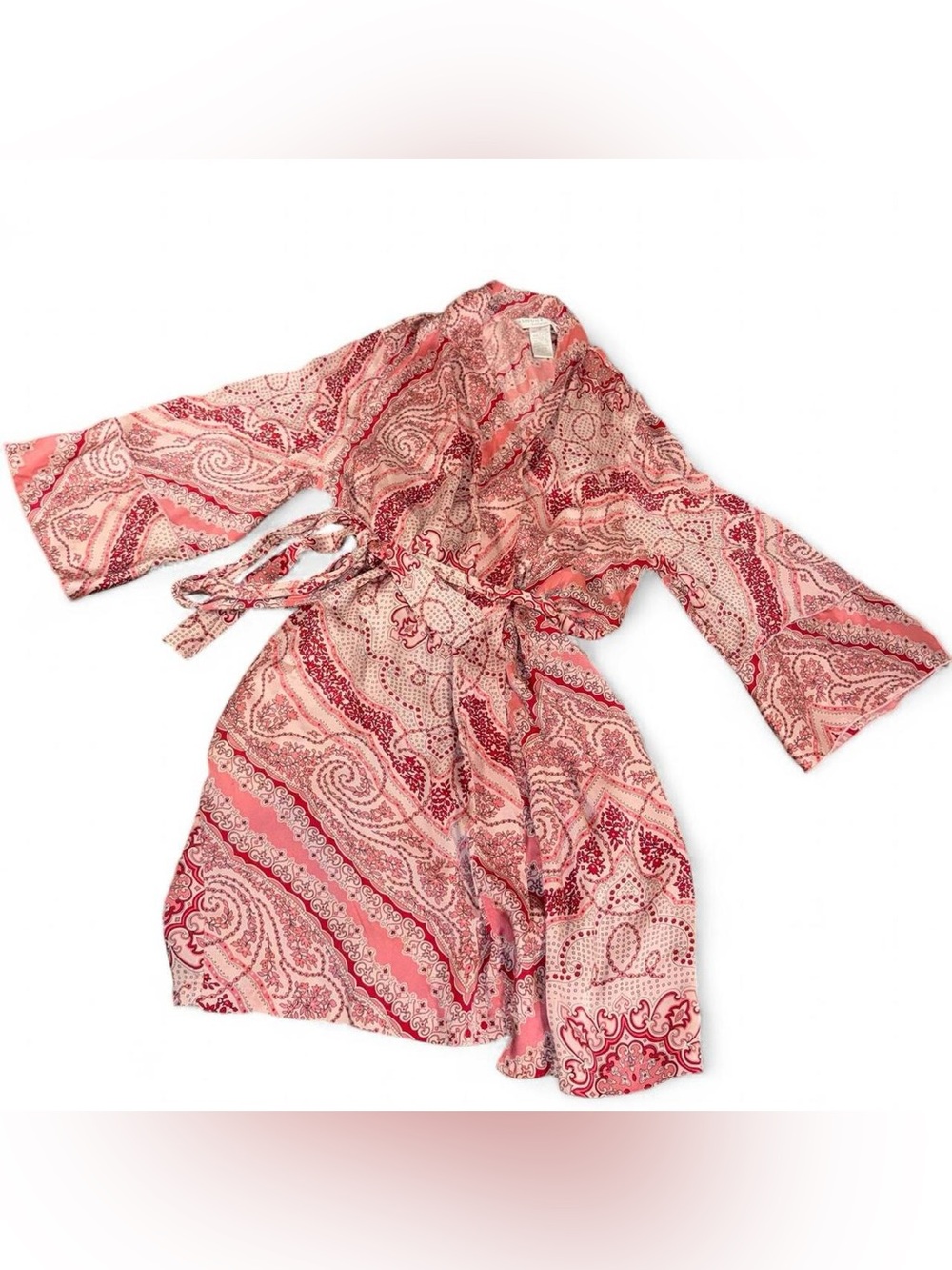 Y2K August Silk 100% Silk Pink and white paisley robe